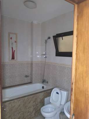 Appartement à louer au Plateau Dakar image 7