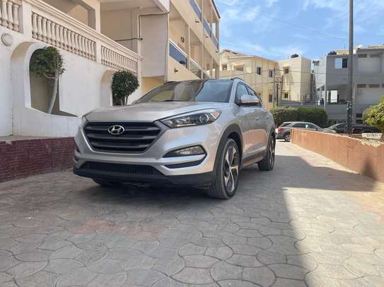 Hyundai Tucson image 4