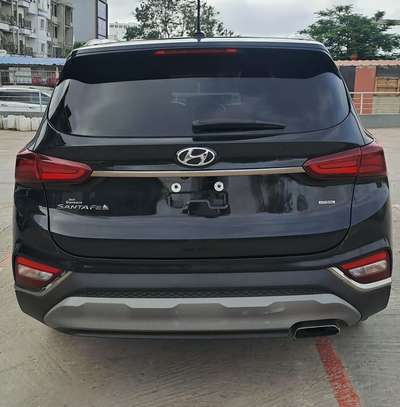 Hyundai Santa Fe 2019 moteur 2.0 litres image 4