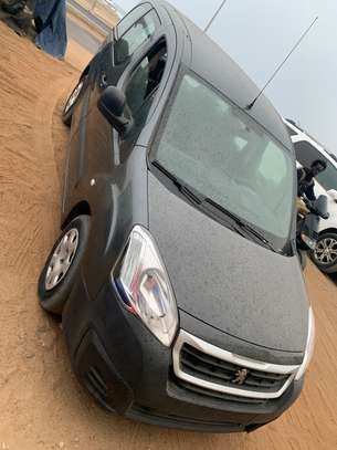 Peugeot Partner 5 places image 1