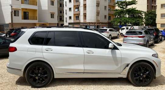 BMW X7 2020 image 15