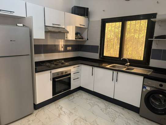 Villa F8 R+1 à Ngor-Almadies image 1