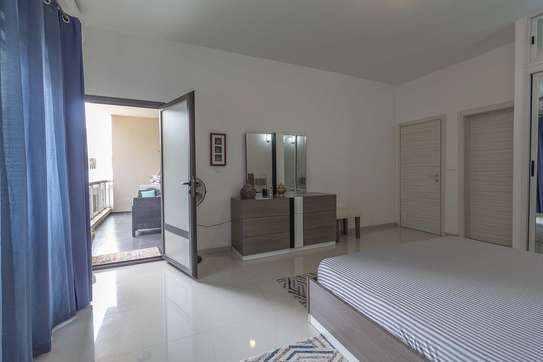 Appartement F3 meublé à louer aux Almadies image 9