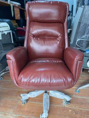 Chaise image 1