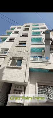 Appartement à louer à yoff image 1