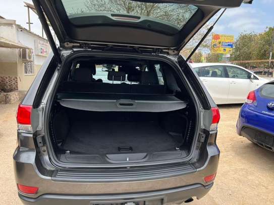 JEEP GRAND CHEROKEE  2014 ESSENCE AUTOMATIQUE image 4