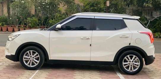 Ssangyong trivoli 2016 image 8