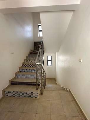 Appartement grand sanding F5 a louer aux Almadies image 9