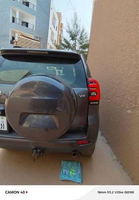 Prado VX année 2021 à vendre image 5