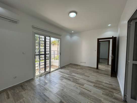 Belle villa Cité Horizon VDN avec piscine image 4