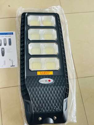 Lampadaire Solaire UKC SLM 900W avec support image 11
