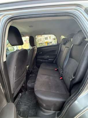 Mitsubishi image 6
