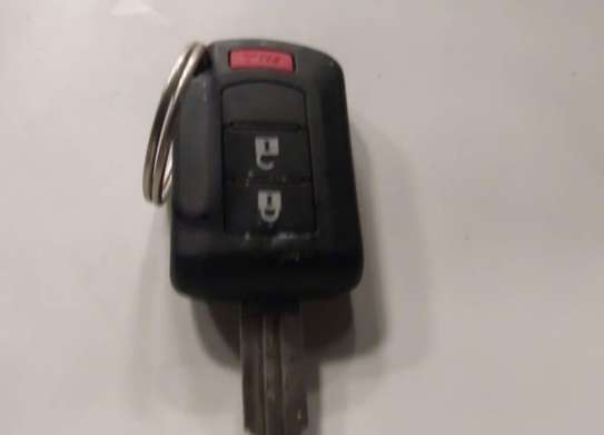 MITSUBISHI OUTLANDER SPORT sous douane image 9