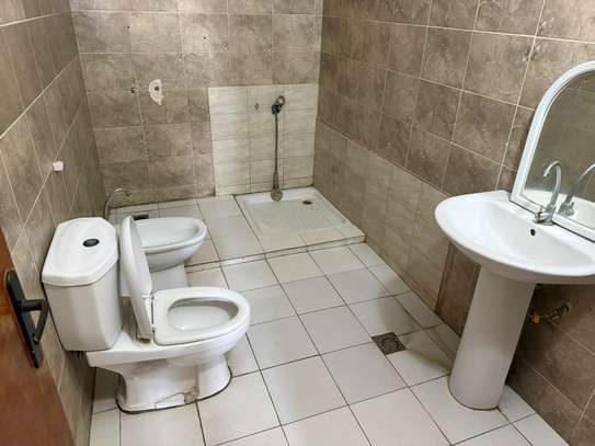 Appartement à louer Nord Foire en face brioche dorée image 7