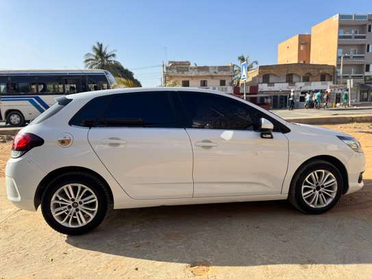 Citroën C4 image 6
