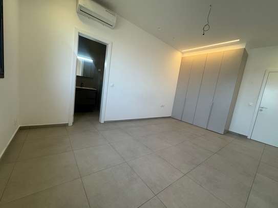 4 chambres salon à louer aux plateau corniche image 13