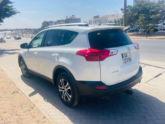 TOYOTA RAV 4 2015 image 2
