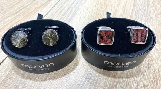 Boutons de manchettes image 13