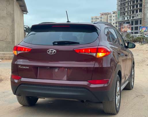 Hyundai Tucson 2017 full option image 11