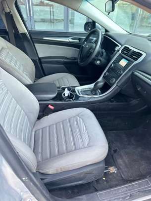 Ford fusion image 10