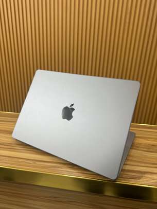 MacBook M1 Pro 14 pouces image 9