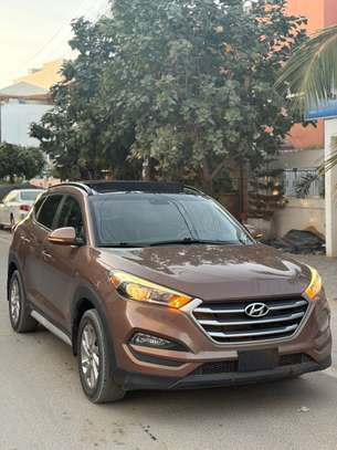 Hyundia tucson image 8