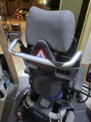 Chaise roulante électrique image 5