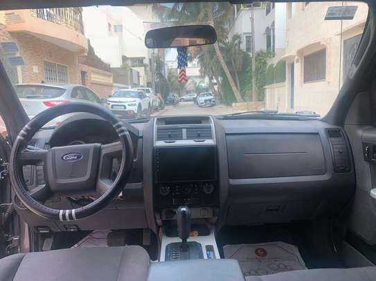 Ford escape image 6