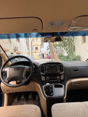 Hyundai de 12 places image 9