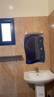 Studio meublé image 3