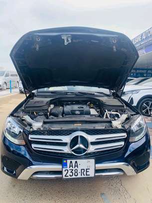 Mervedes glc300 2017 image 1