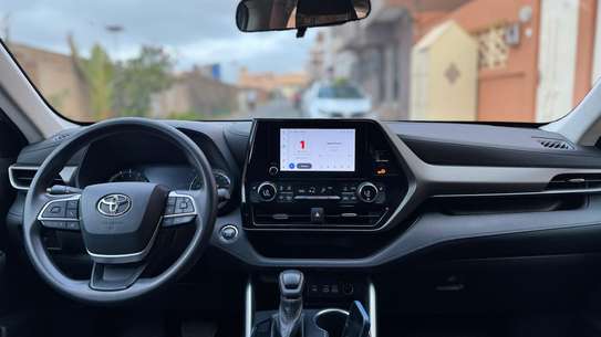 Toyota Highlander 2023 4cylindre 7places image 5