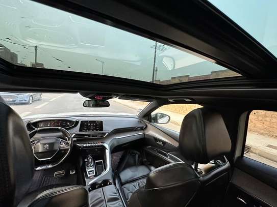 Peugeot 3008 image 6