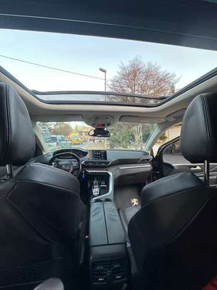 Peugeot 3008 image 6