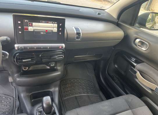 Citroën c4 cactus manuel diesel venant déjà dedouané image 3