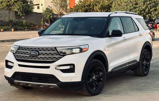Ford explorer 2021 image 2