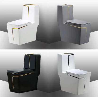 CHAISES ANGLAISE ÉLECTRIQUE AVEC COMMANDE DOUCHETTE image 6