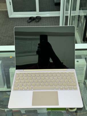 Surface Laptop Go Rose Gold 2021 image 3