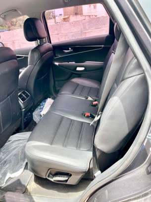 Kia sorento 2018 image 5