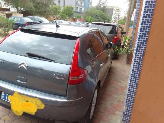 Citroen C4 2009 image 2