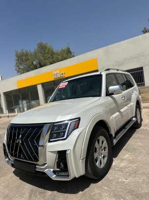 Mitsubishi Pajero 2016 image 3