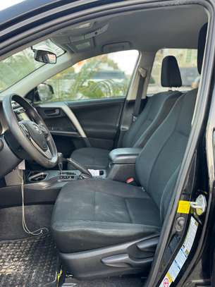 Toyota Rav4 image 7
