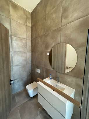 Très bel appartement de type F4 à louer image 4