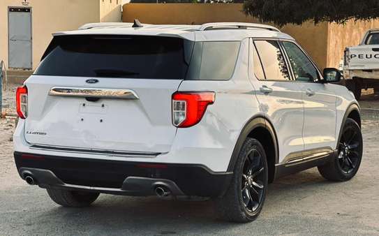Ford Explorer Limited 2021 image 4