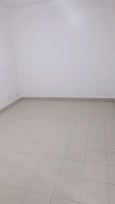 À louer, appartement, 2e étage image 9