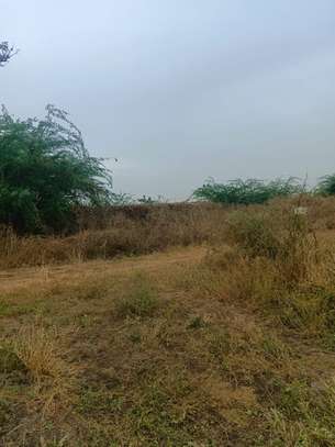21 hectares à vendre à sindia entre Nguekhokh et Ngerigne image 3