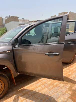 L200 état neuf image 7