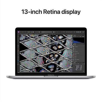 MacBook Pro 2022 13 Pouces - M2 | 16GB RAM | 512 image 1