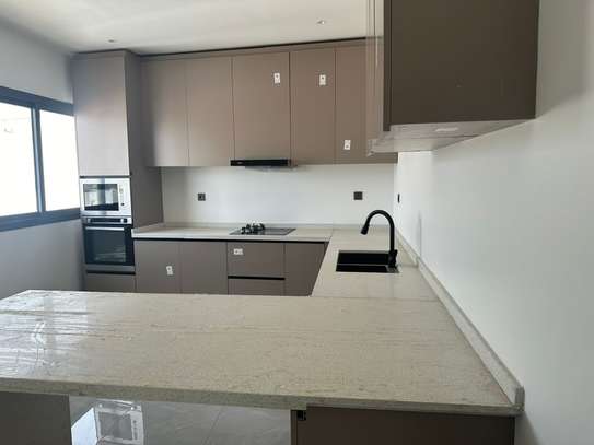 JOLI APPARTEMENT A LOUER FENETRE MERMOZ image 5