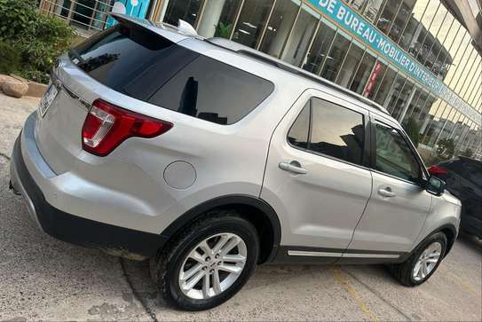 Ford Explorer XLT 2017 image 14